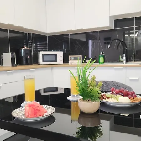 Luxurious Orestis Apartamento